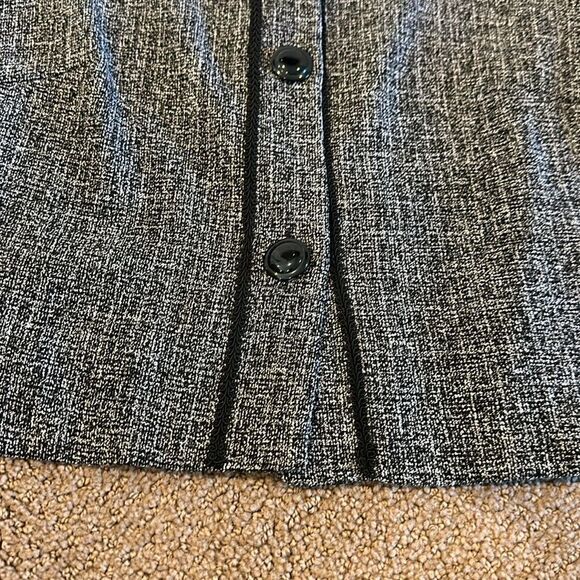 Danny & Nicole Women’s Washable Short Blazer - Picture 5 of 7